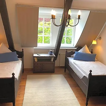 Altes Pastorat Hotel 3*